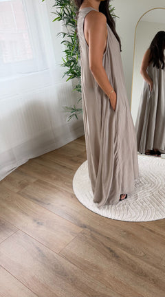 Taupe